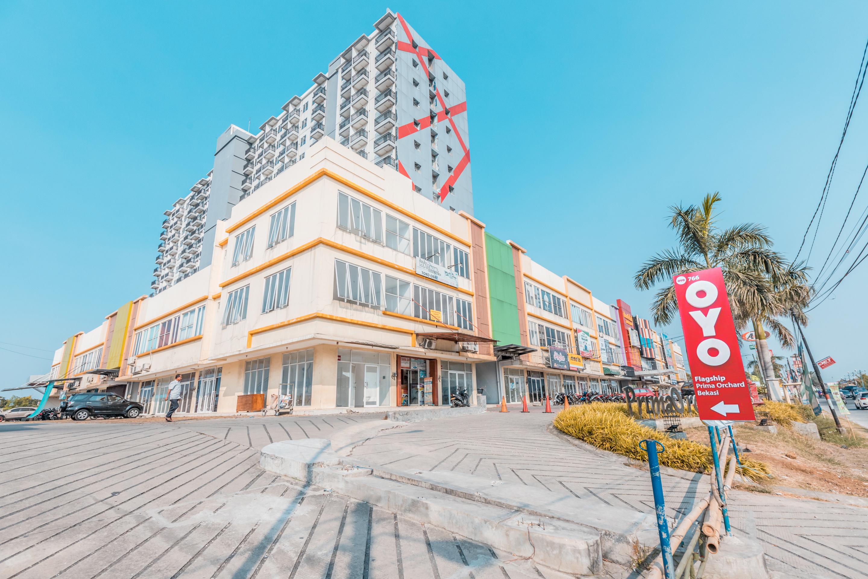 Готель Oyo Flagship 766 Prima Orchard Бекасі Екстер'єр фото
